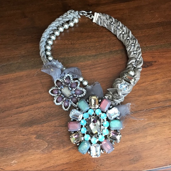 Vintage Beautiful Bling Blue Statment Necklace - Picture 1 of 5